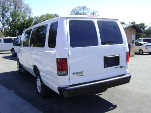 2011 Ford E-Series E-350 SD XL