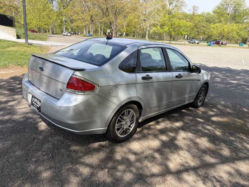 2010 Ford Focus SE
