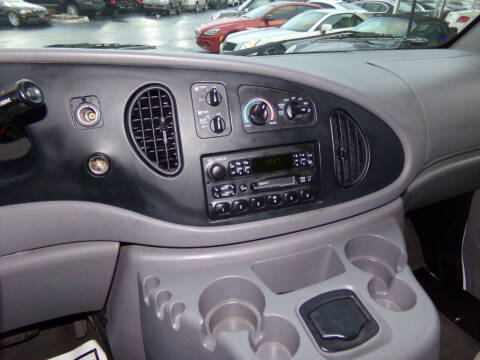 2001 Ford E-Series E-350 SD XL