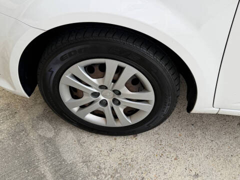 2019 Chevrolet Sonic LT Auto Fleet