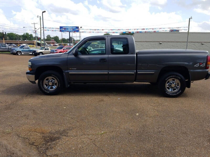 1999 Chevrolet Silverado 1500 for sale at Frontline Auto Sales in Martin TN