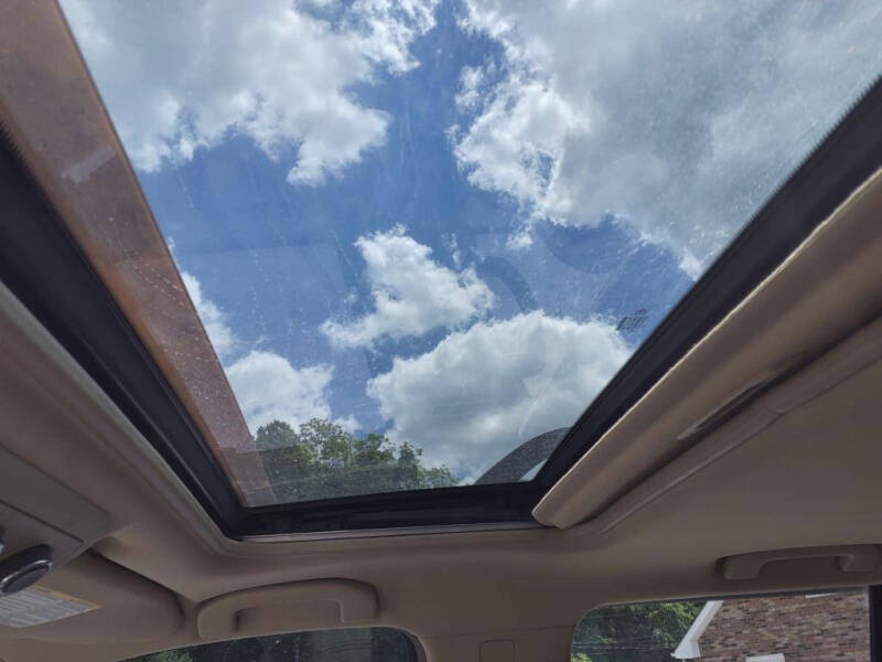 2008 Nissan Pathfinder LE