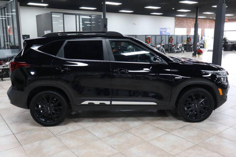 2022 Kia Seltos Nightfall