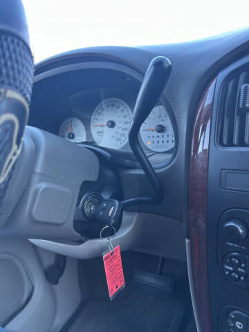 2005 Chrysler Town and Country