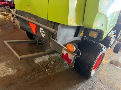 2022 CLAAS 520 RF