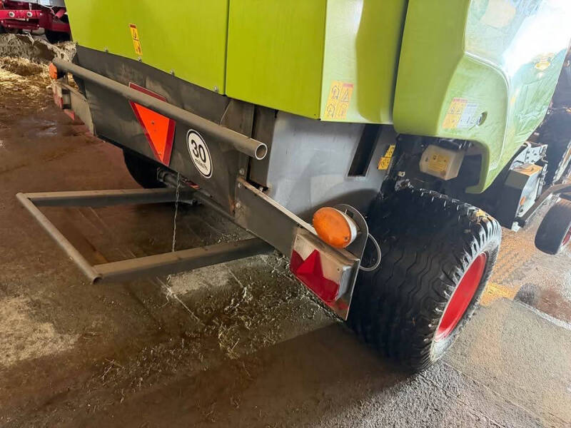 2022 CLAAS 520 RF