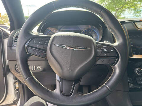2015 Chrysler 300 S