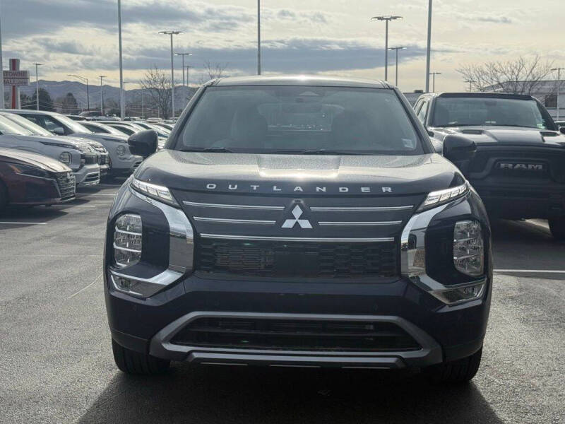 2026 Mitsubishi Outlander SE