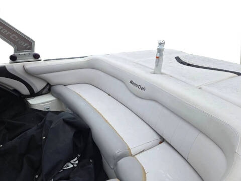 2008 MasterCraft X1