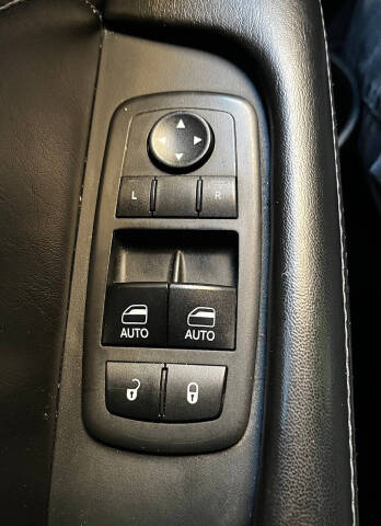 2018 Dodge Challenger SXT Plus