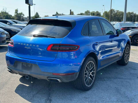 2017 Porsche Macan