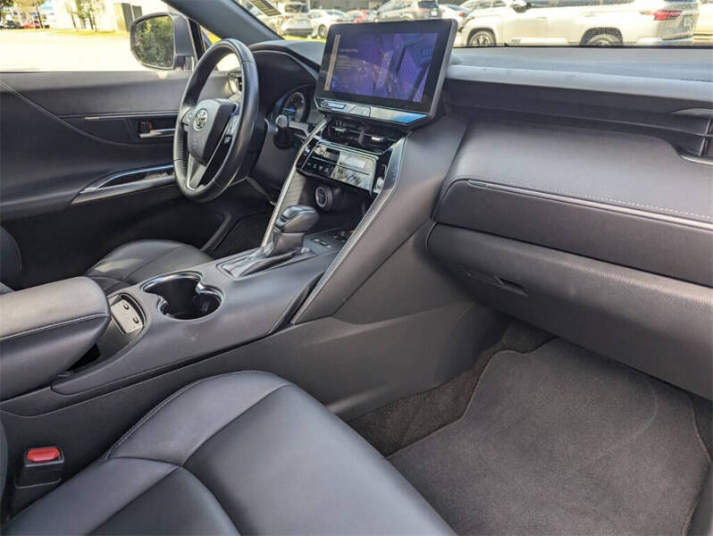 2024 Toyota Venza XLE