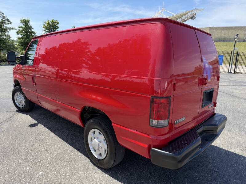 2013 Ford E-Series E-250