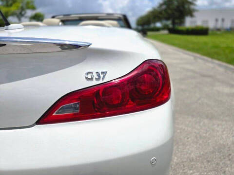 2013 Infiniti G37 Convertible