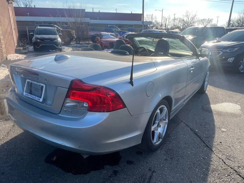 2011 Volvo C70 T5