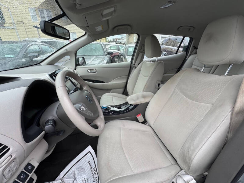 2012 Nissan LEAF SL