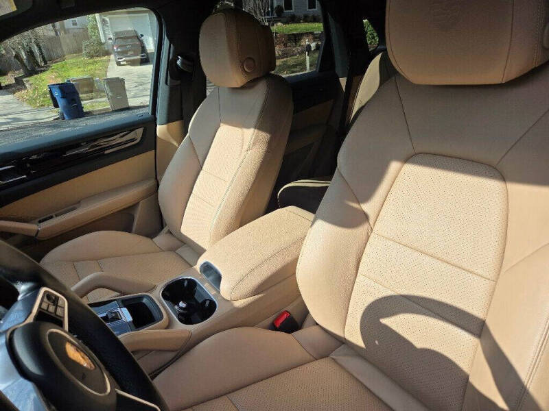 2022 Porsche Cayenne