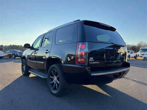 2011 GMC Yukon Denali