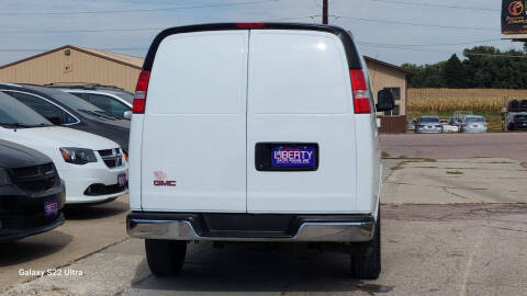 2017 GMC Savana 2500