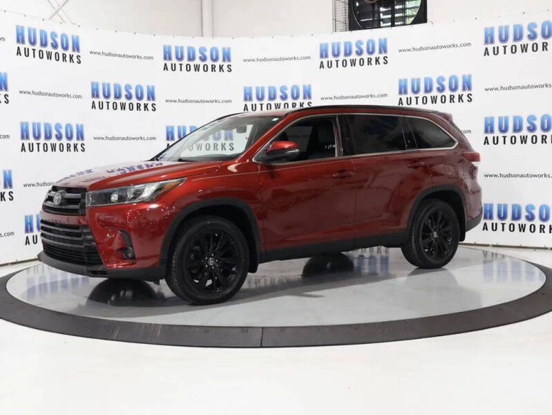 2019 Toyota Highlander SE