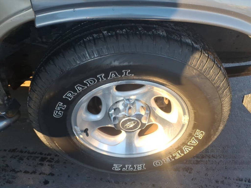 2001 Ford Explorer XLT