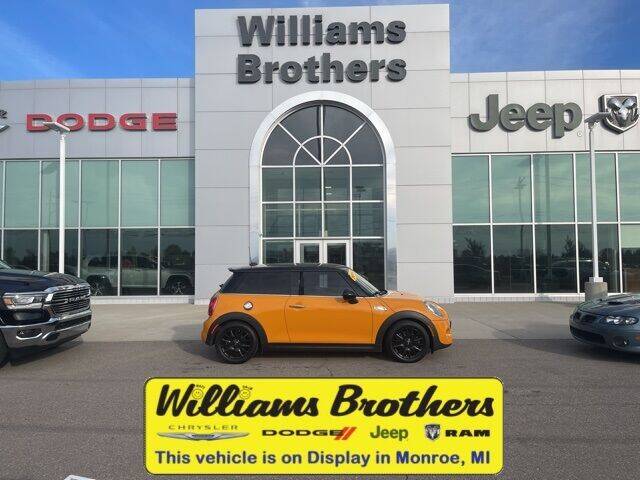 2014 MINI Hardtop for sale at Williams Brothers - Pre-Owned Monroe in Monroe MI