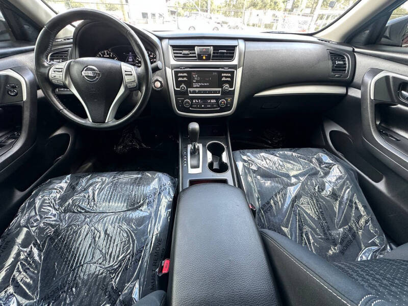 2017 Nissan Altima 2.5 SV