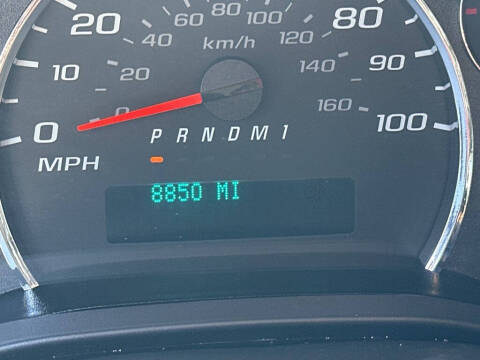 2025 Chevrolet Express LT 3500