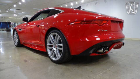 2016 Jaguar F-TYPE R