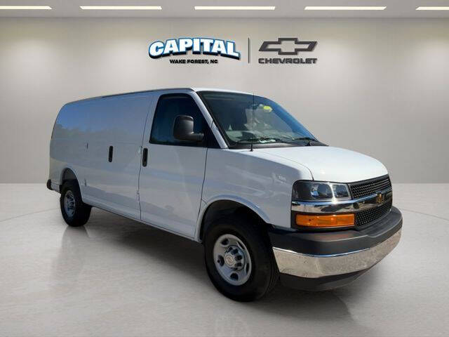 2025 Chevrolet Express 2500