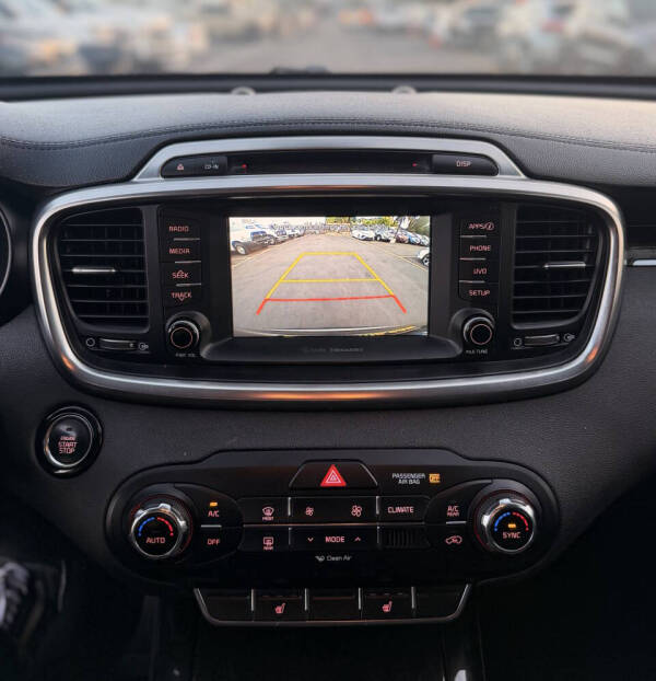 2017 Kia Sorento EX V6