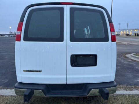 2024 Chevrolet Express 2500