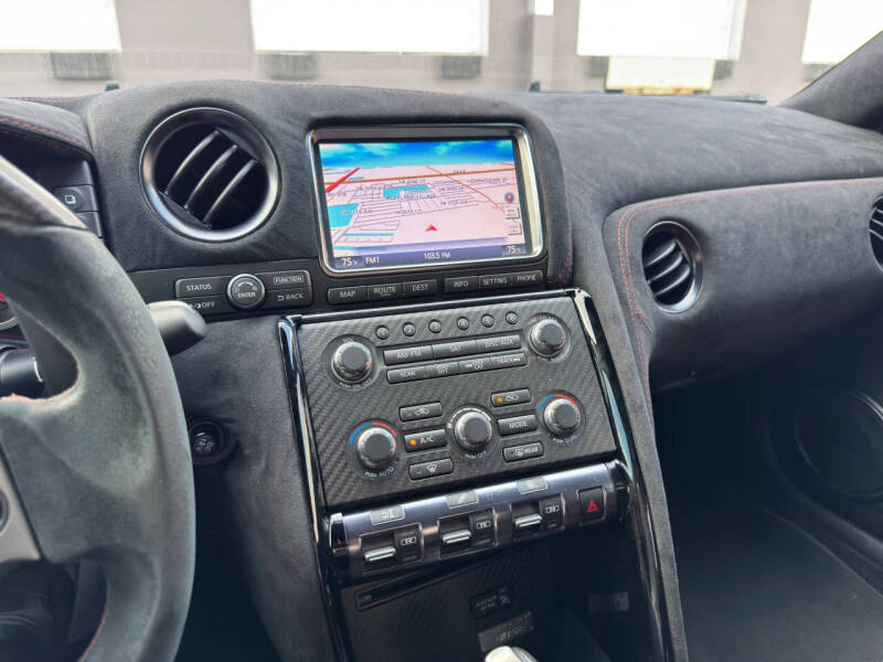 2016 Nissan GT-R Premium