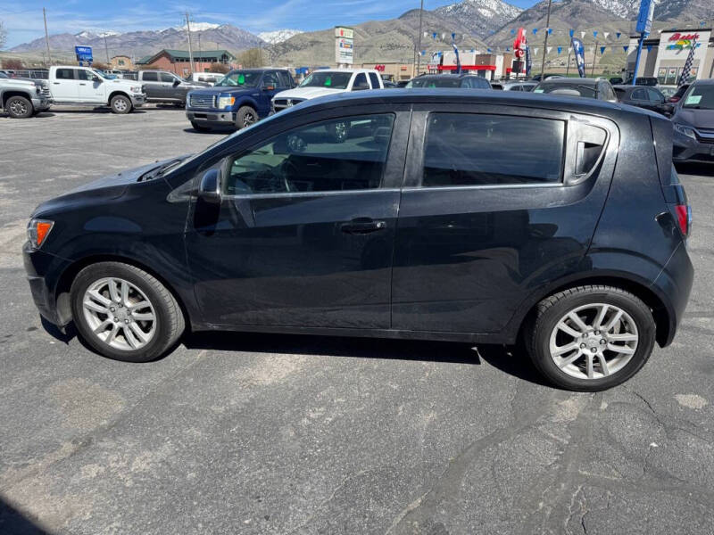 2016 Chevrolet Sonic LT Manual