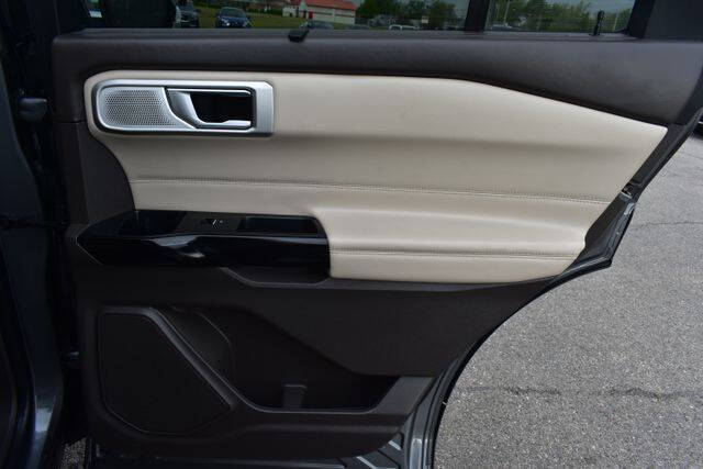 2022 Ford Explorer Platinum