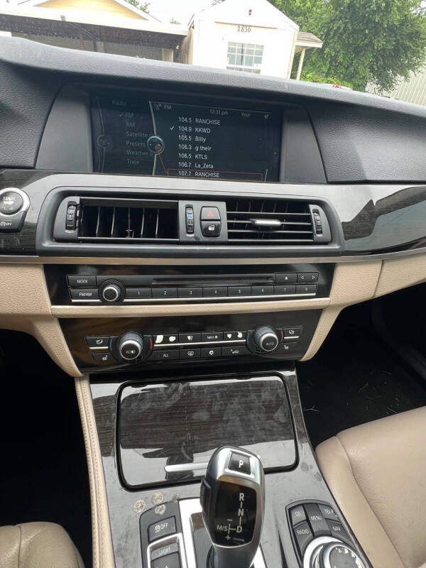 2012 BMW 5 Series 528i