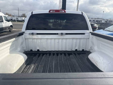 2014 Toyota Tundra SR5