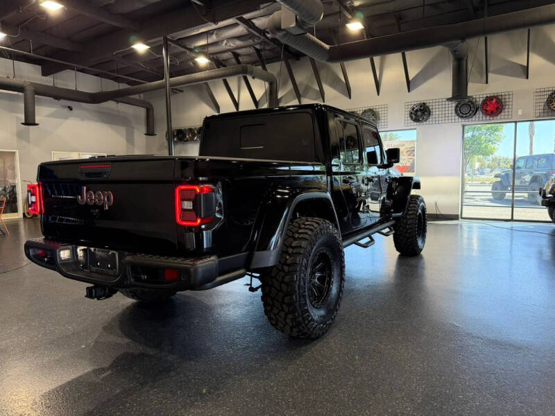 2024 Jeep Gladiator