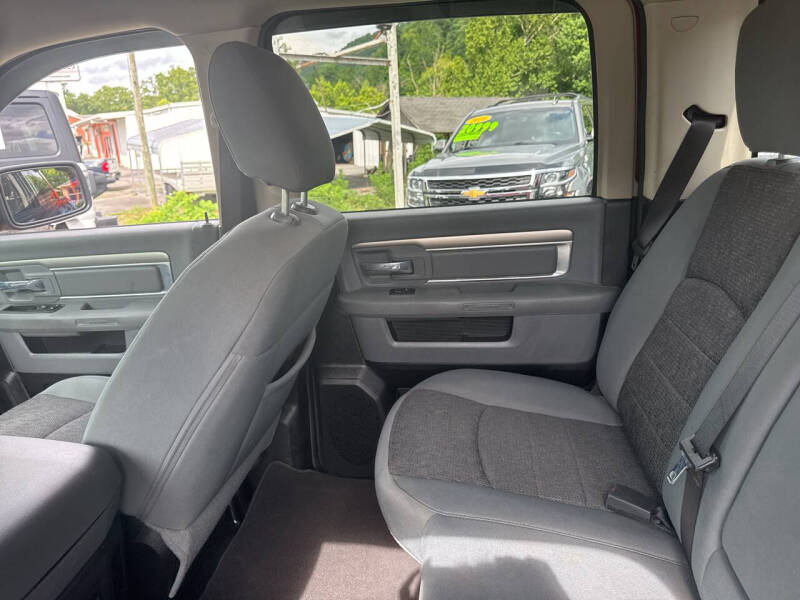 2013 RAM 1500 SLT