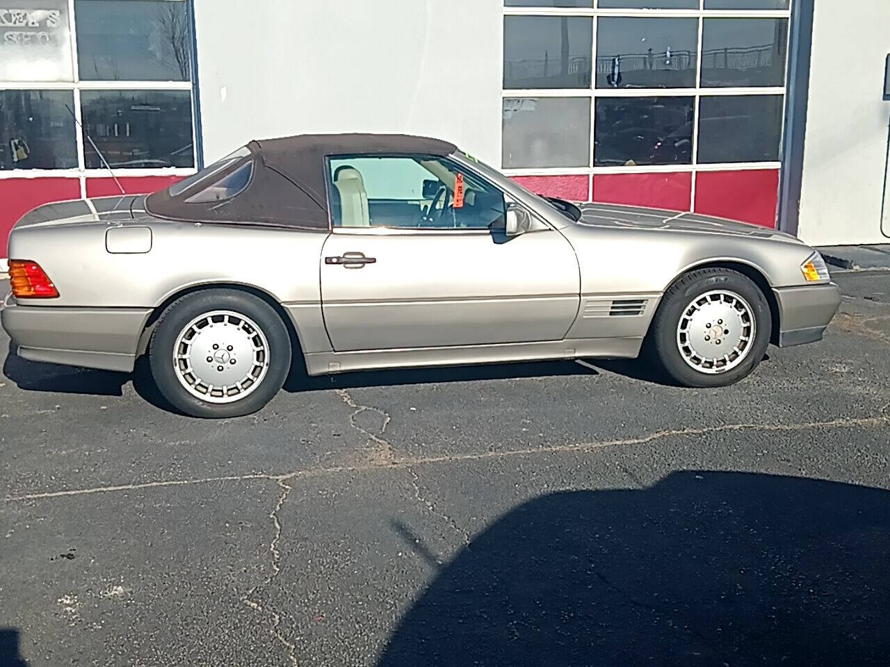 1993 Mercedes-Benz 500-Class for sale at Pinnacle Auto Sales in New Bedford, MA