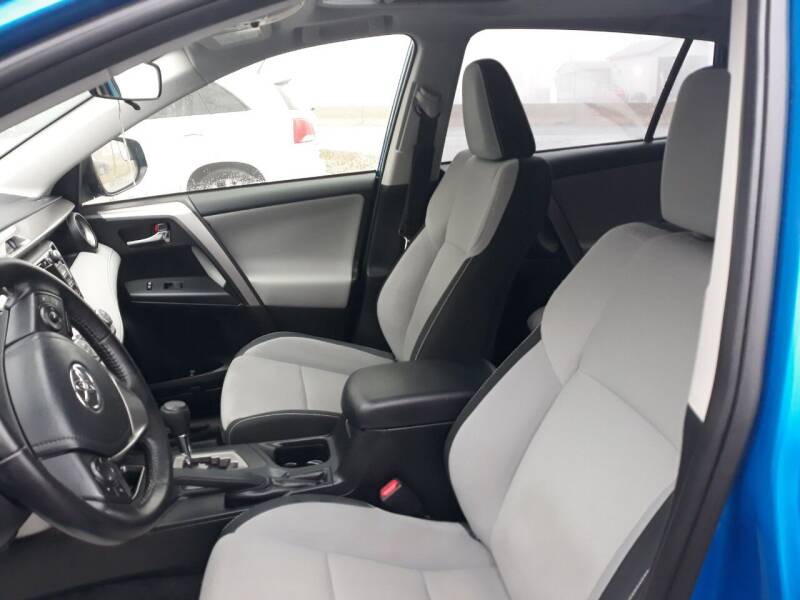 2017 Toyota RAV4 Hybrid for sale at GALANTE AUTO SALES LLC in Aston PA