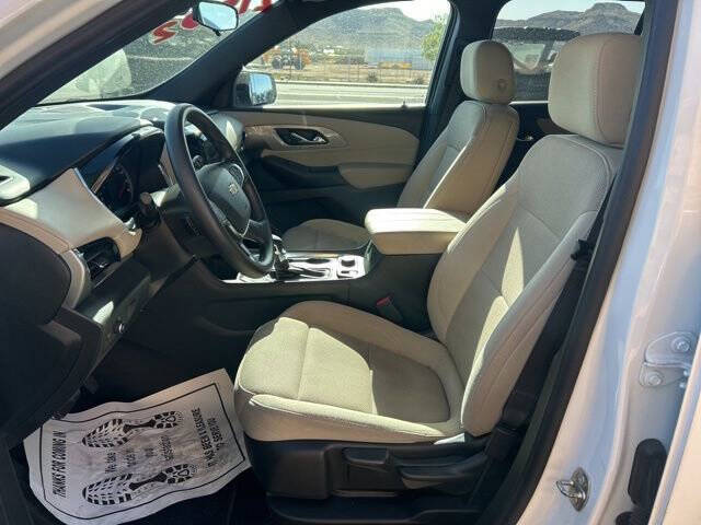 2022 Chevrolet Traverse LS