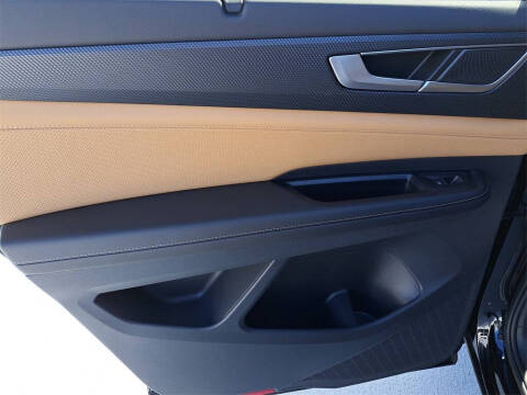 2026 Volkswagen Atlas Cross Sport SEL R-Line Black 4Motion