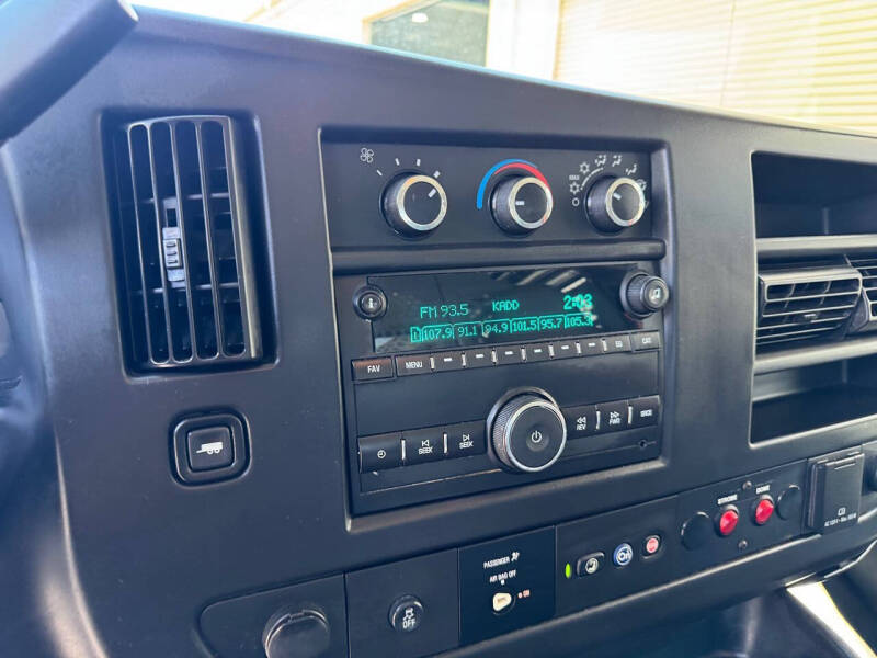 2015 Chevrolet Express 2500