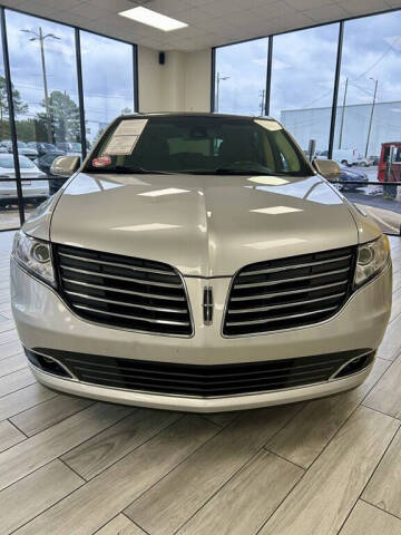 2018 Lincoln MKT Reserve