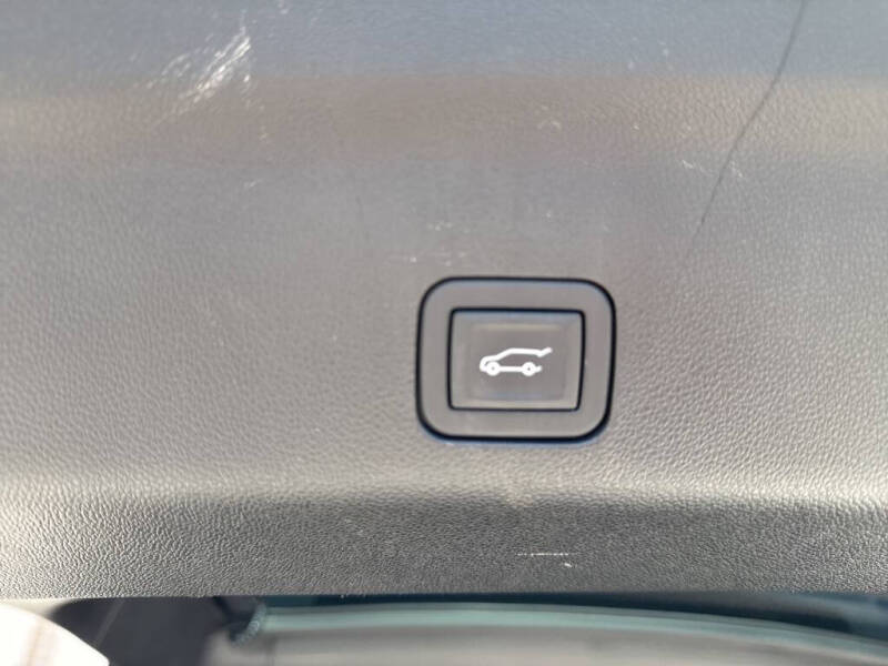 2023 Cadillac Escalade ESV Sport