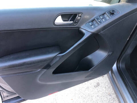 2010 Volkswagen Tiguan S