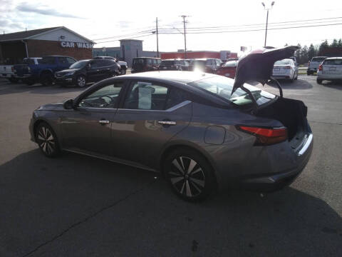 2022 Nissan Altima 2.5 SV