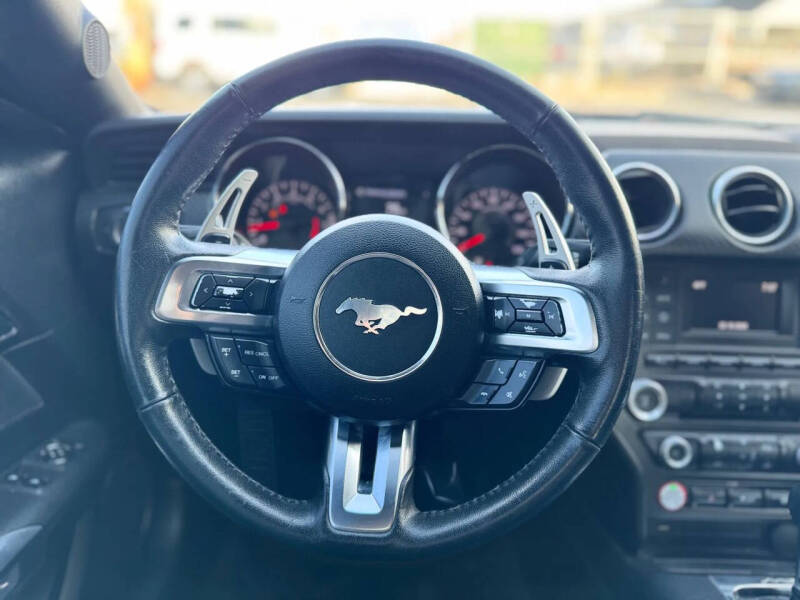 2016 Ford Mustang V6