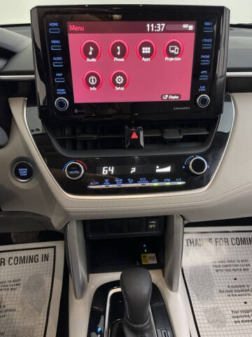 2022 Toyota Corolla Cross LE